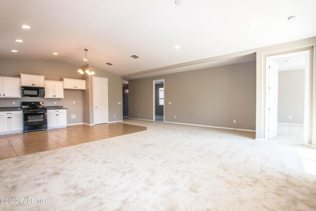 Building Photo - 6271 Barn Owl Ave