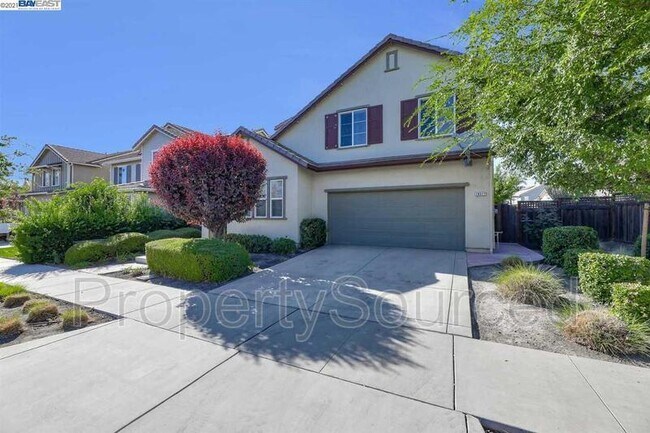 Building Photo - 18517 Admiral Way