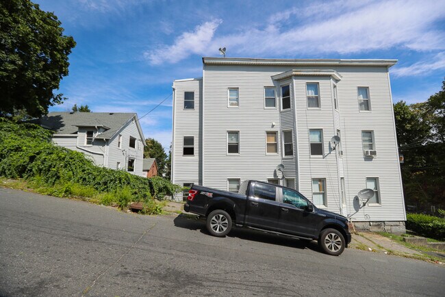 Building Photo - 134-140 Charles Street, Waterbury CT