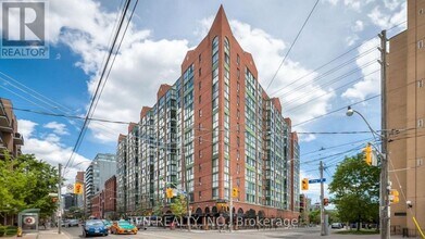 Building Photo - 801 King St W