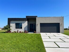 Building Photo - 4114 NW 38th St