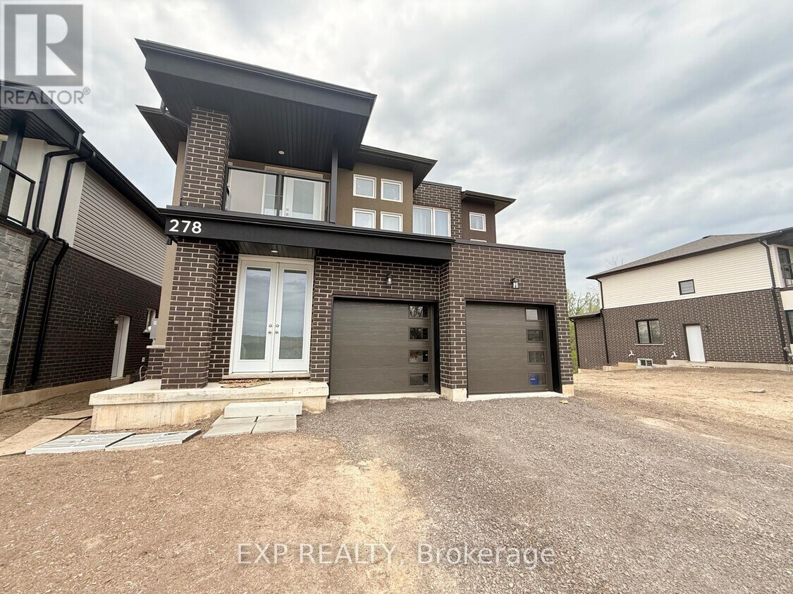 Building Photo - 278 Wellandvale Dr