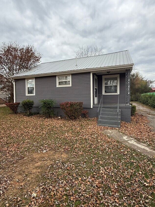 Foto principal - 1701 Madison Ave