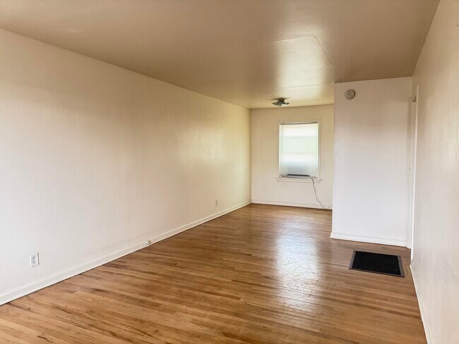 Foto del edificio - 1016 Wilmoore Dr SE