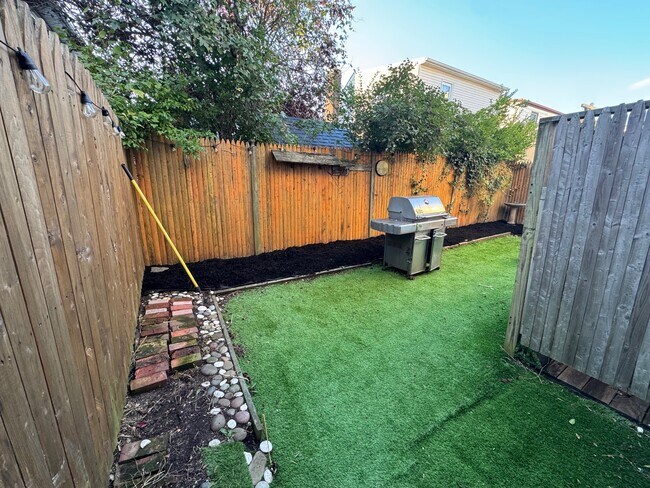 Foto del edificio - 63 Brookline Ave