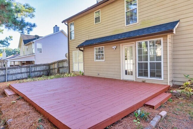 Building Photo - 2080 Racquet Club Cir NW
