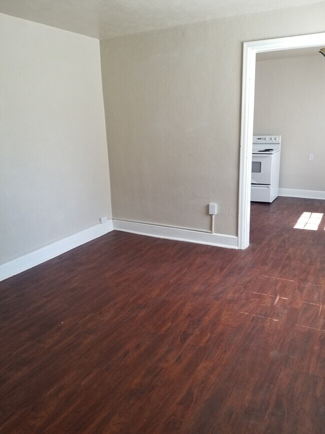 Foto del edificio - 532 N Eldorado Ave
