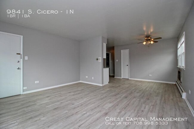 Building Photo - 9845 S . Cicero