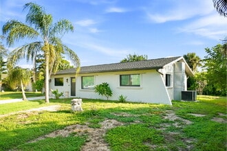 Building Photo - 1112 Kenisco Rd