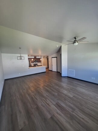 Building Photo - 1399 Destiny Ln