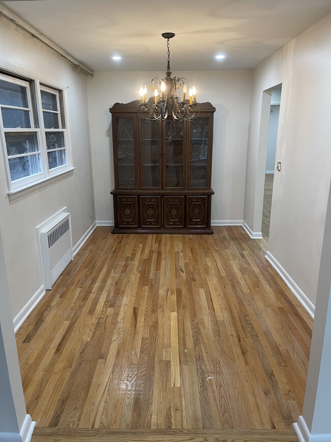 Foto del edificio - 8412 Liberty Ave