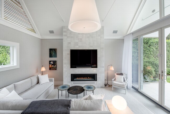 Foto del edificio - 129 Halsey Ln