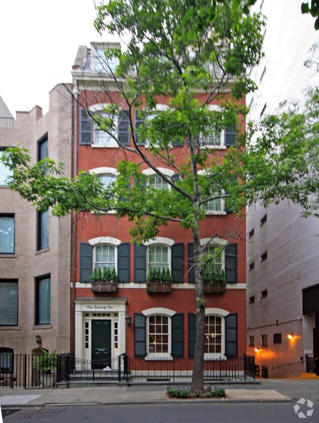 Foto del edificio - 171 E 62nd St