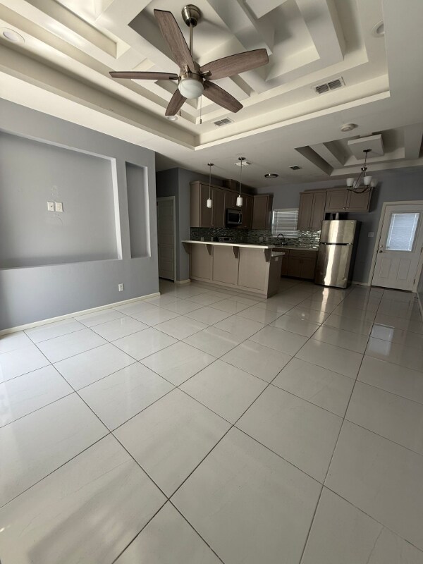 Foto del edificio - 4717 Mulberry Ave