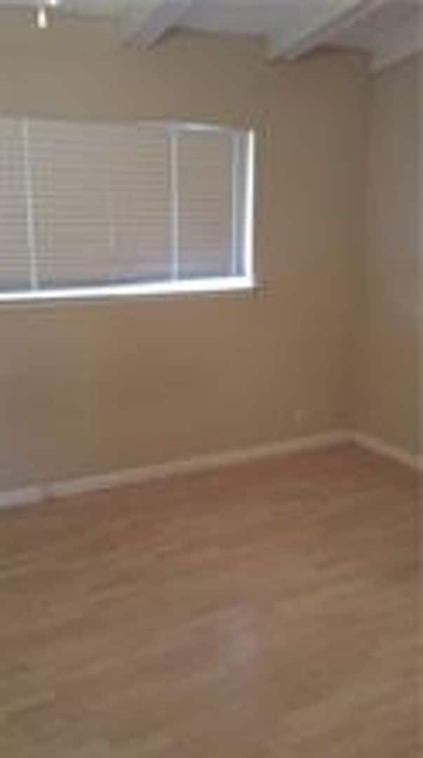 Building Photo - 2404 Longview St