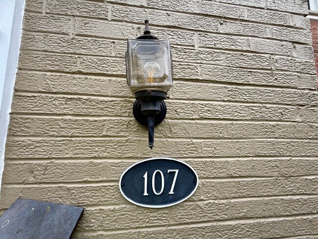 Foto del edificio - 107 Georgetown Green