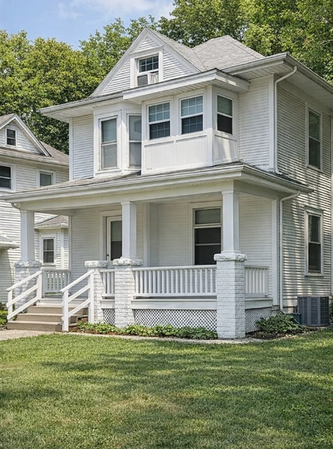 Building Photo - 512 N 9th St