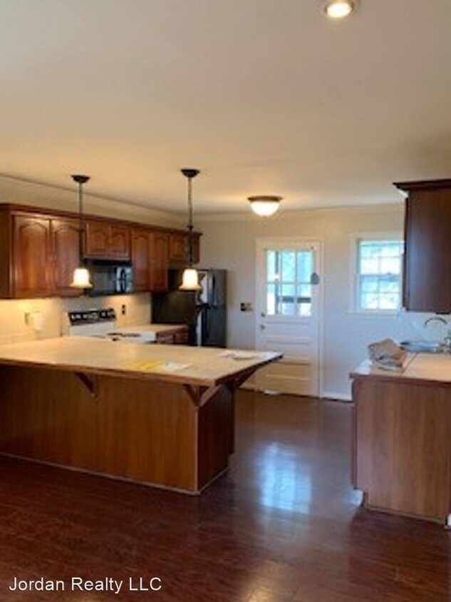 Foto principal - 2 br, 1 bath House - 407 St Charles Court