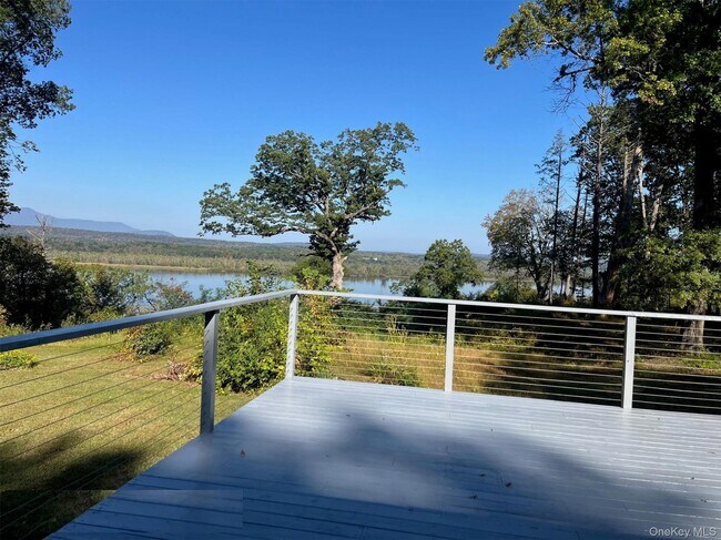 Foto del edificio - 5265 NY-9G