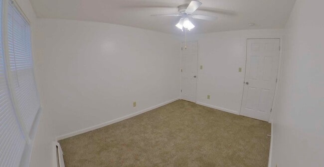 Foto del edificio - 820 Griffith Dr