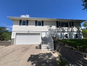 Building Photo - 5815 US-63