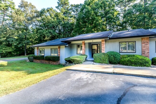 Building Photo - 3 Cortez Ln