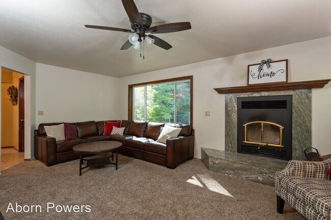 Foto del edificio - 3 br, 2 bath House - 6702 Topaz Dr.