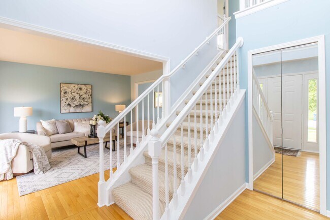Foto del edificio - 2864 Mystic Dr