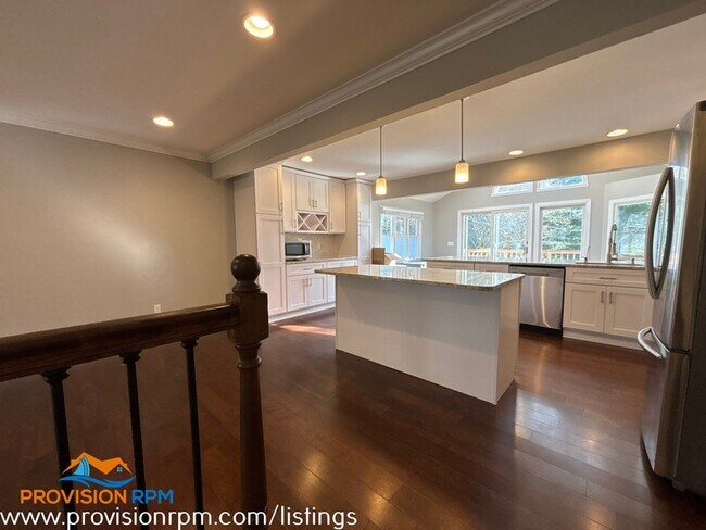 Foto del edificio - 625 Edwards Rd