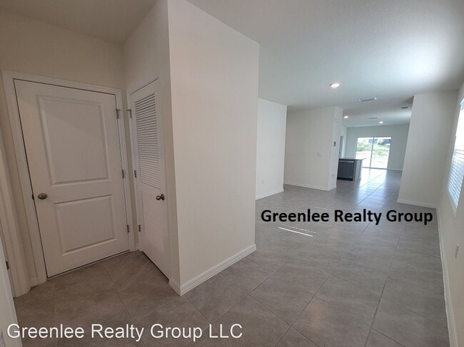 Building Photo - 3 br, 2 bath House - 10779 Penny Gale Loop