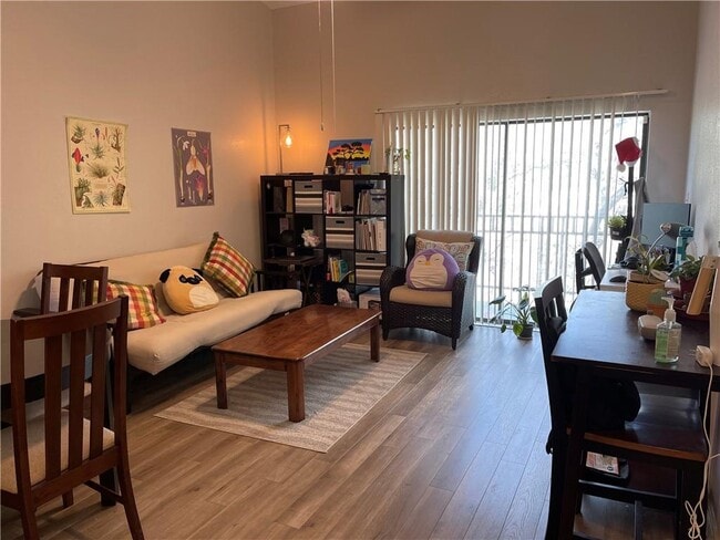 Building Photo - 1908 San Antonio St