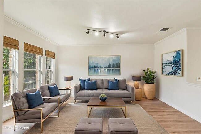 Foto del edificio - 2014 Rachel Ridge