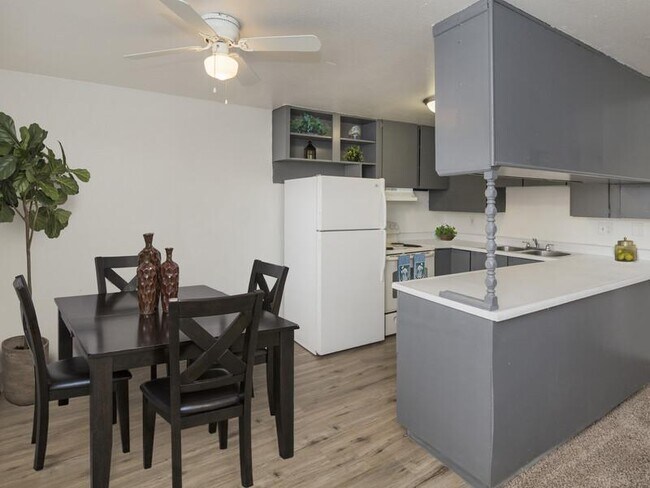 Foto del edificio - Penrose Plaza