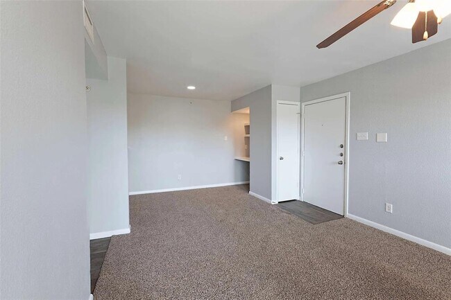 Foto del edificio - 1773 Wells Branch Pkwy