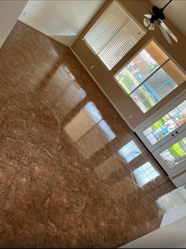 Foto del edificio - 4009 W Irma Ln