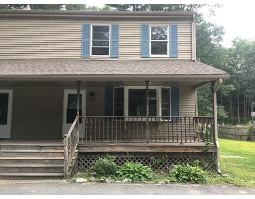 Primary Photo - 32 S Meadow Rd