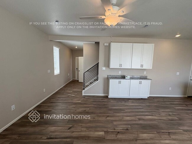 Building Photo - 3349 Streamwood Dr