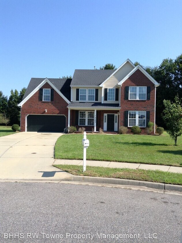 Primary Photo - 4 br, 2.5 bath House - 3403 Arlo Court