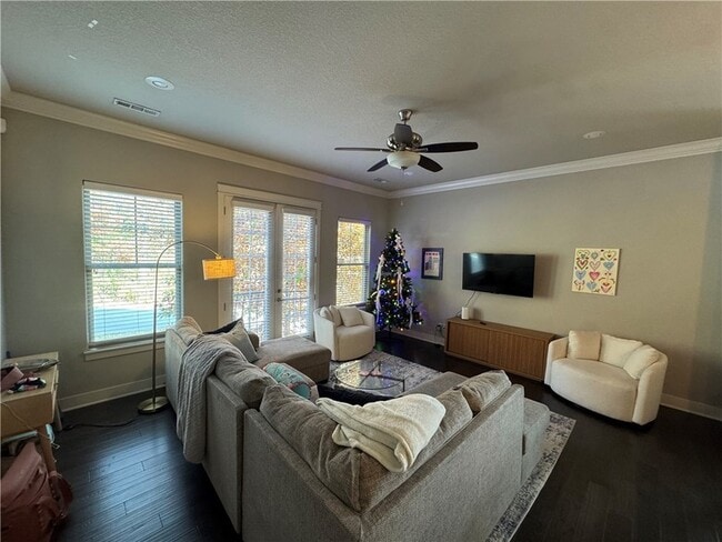 Photo - 1695 Nettleship St Townhome