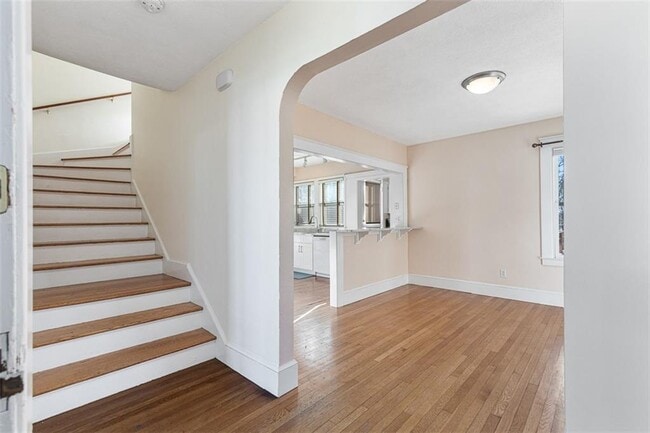 Building Photo - 118 Ocean Ave