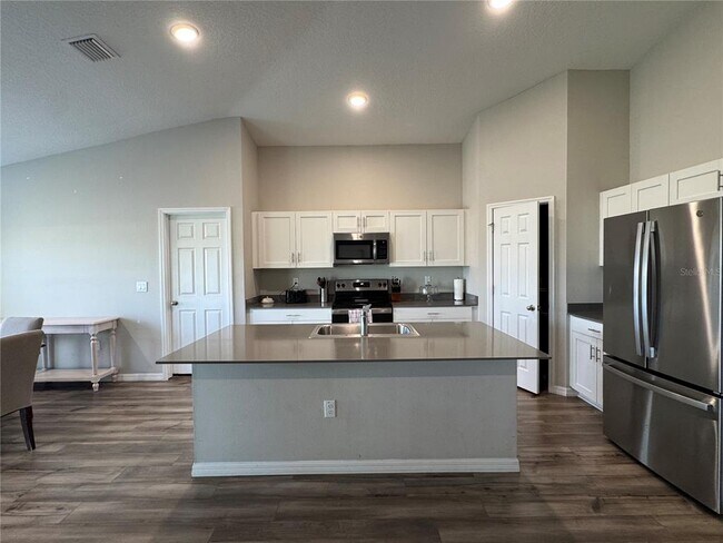 Foto del edificio - 12734 Mangrove Forest Dr