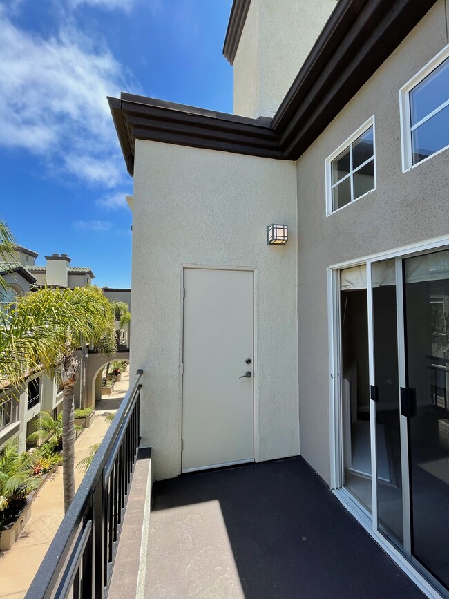 Building Photo - 4165 Executive Dr