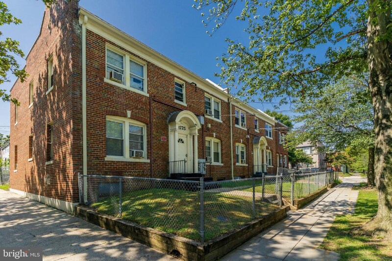 Primary Photo - 1723 Q St SE