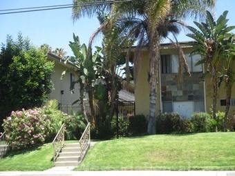 Primary Photo - 5444 Sepulveda Blvd