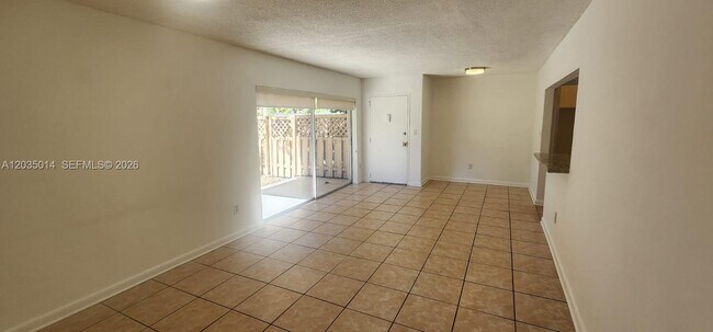 Foto del edificio - 4134 NW 79th Ave