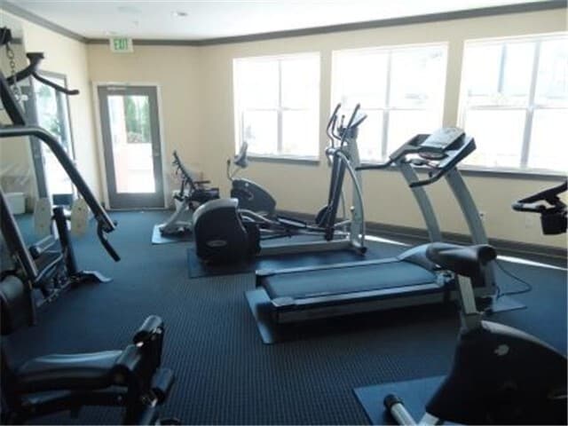 Foto del edificio - Luxury Living in Downtown Renton! Studio Condo Available Now!