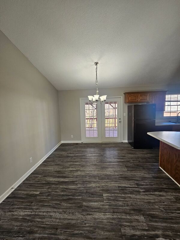 Foto del edificio - 137 Greenland Farms Dr