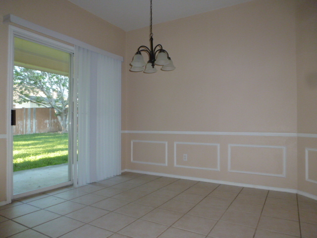 Building Photo - 123 Snake Dance Dr