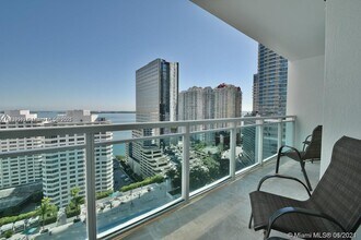 Building Photo - 951 Brickell Ave