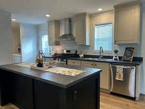 Building Photo - 39500 Warren Rd